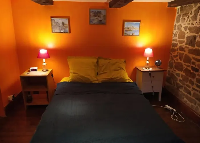Maison En Granit Bleue