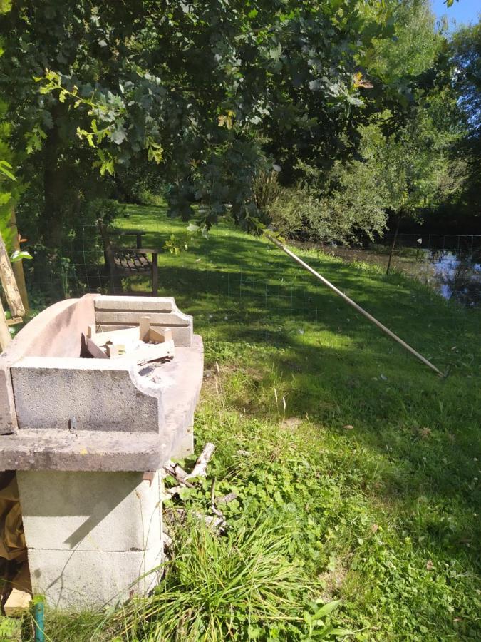 Maison En Granit Bleue Homestay Lanhelin