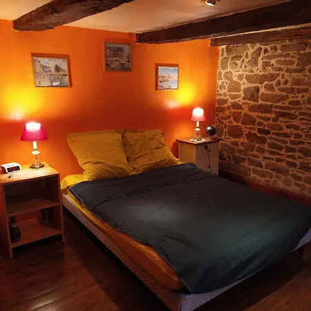 Maison En Granit Bleue Lanhelin Exterior photo