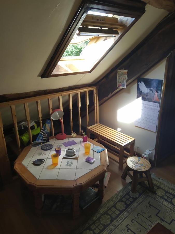 Homestay Maison En Granit Bleue
